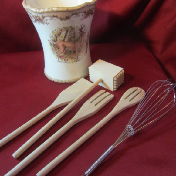 Cracker Barrel Kitchen Woodland Deer Cracker Barrel China Utensil